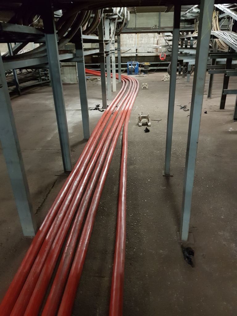 Middenspanningskabels voor een pelletfabriek