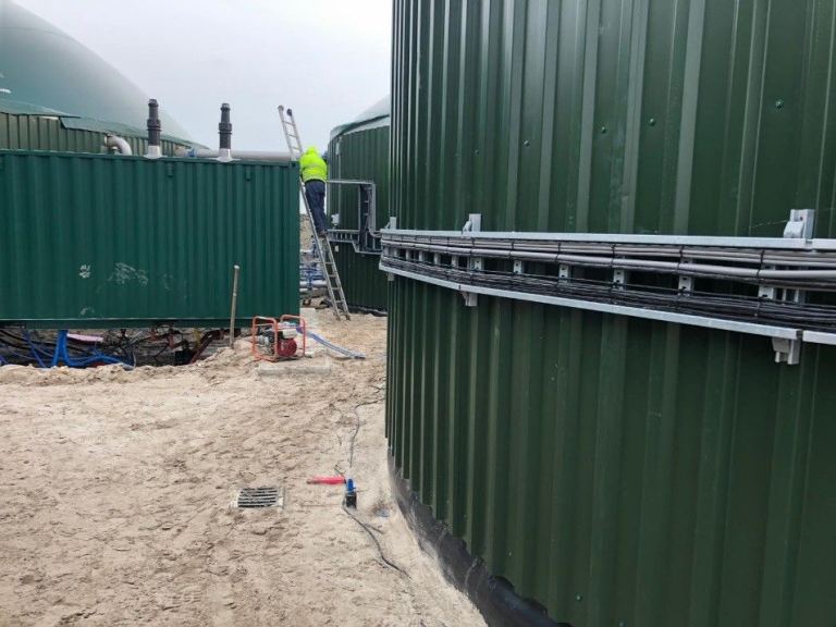 Bekabeling van een biogasinstallatie